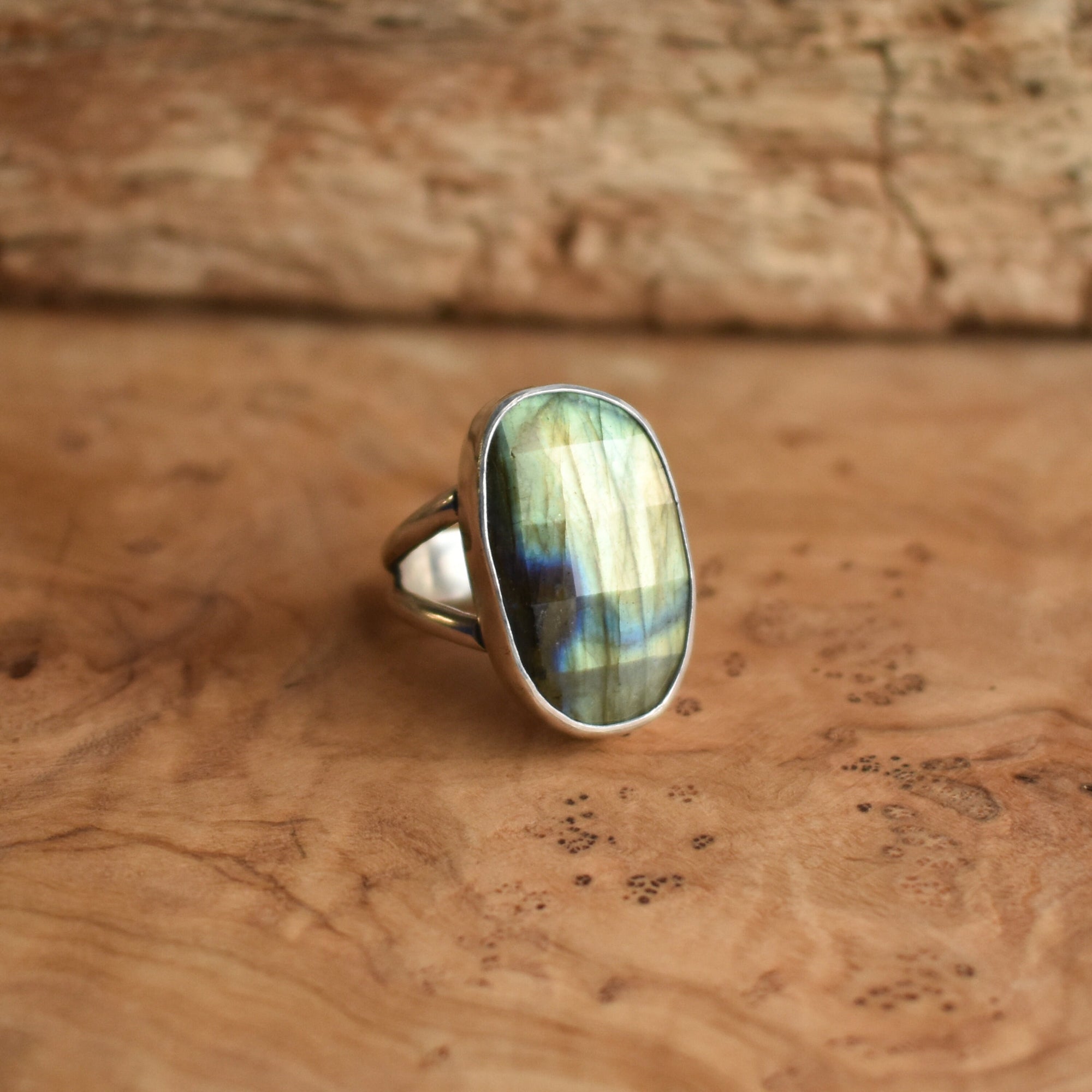 Labradorite Ring - .925 Sterling Silver Ring - Silversmith Ring - Big Labradorite Ring