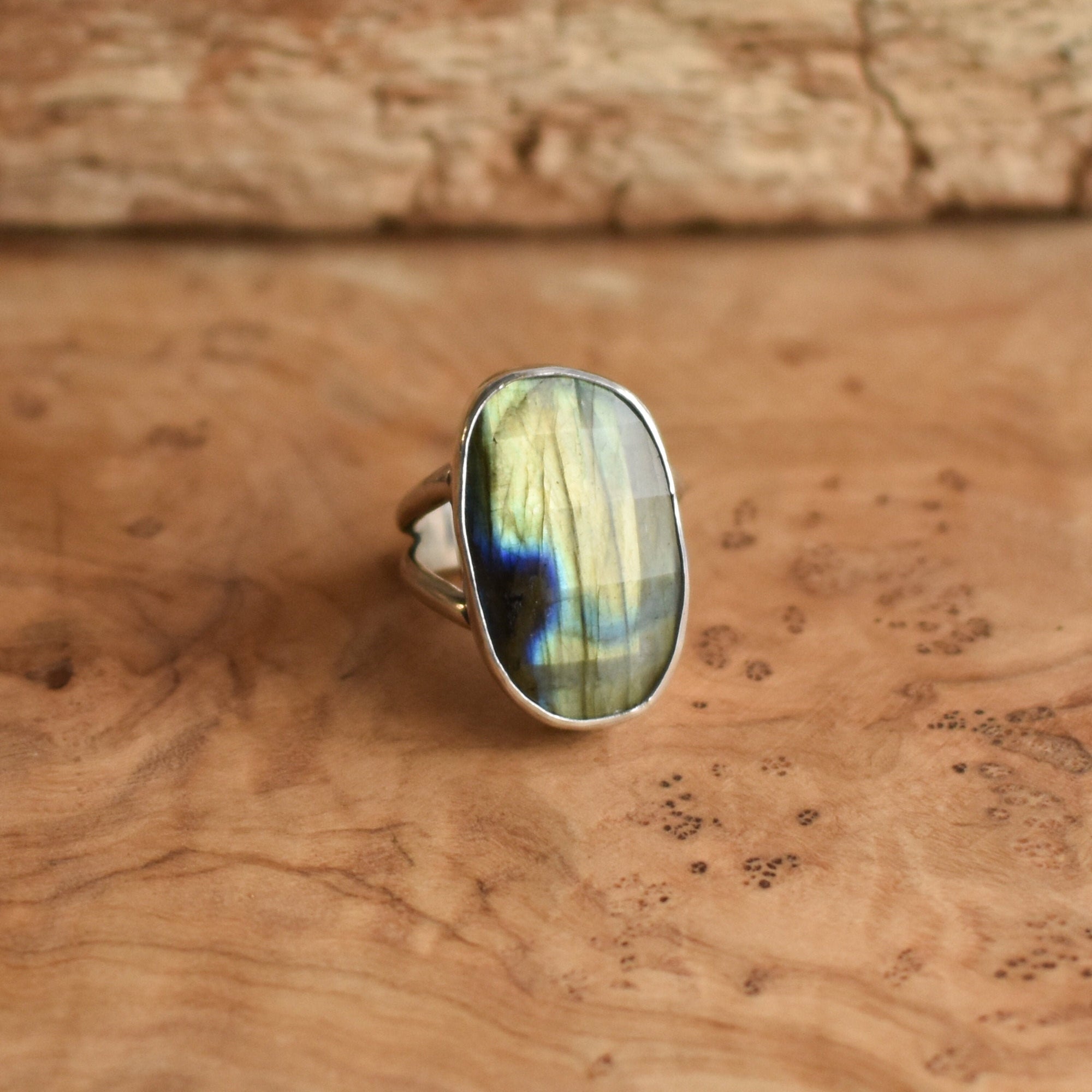 Labradorite Ring - .925 Sterling Silver Ring - Silversmith Ring - Big Labradorite Ring