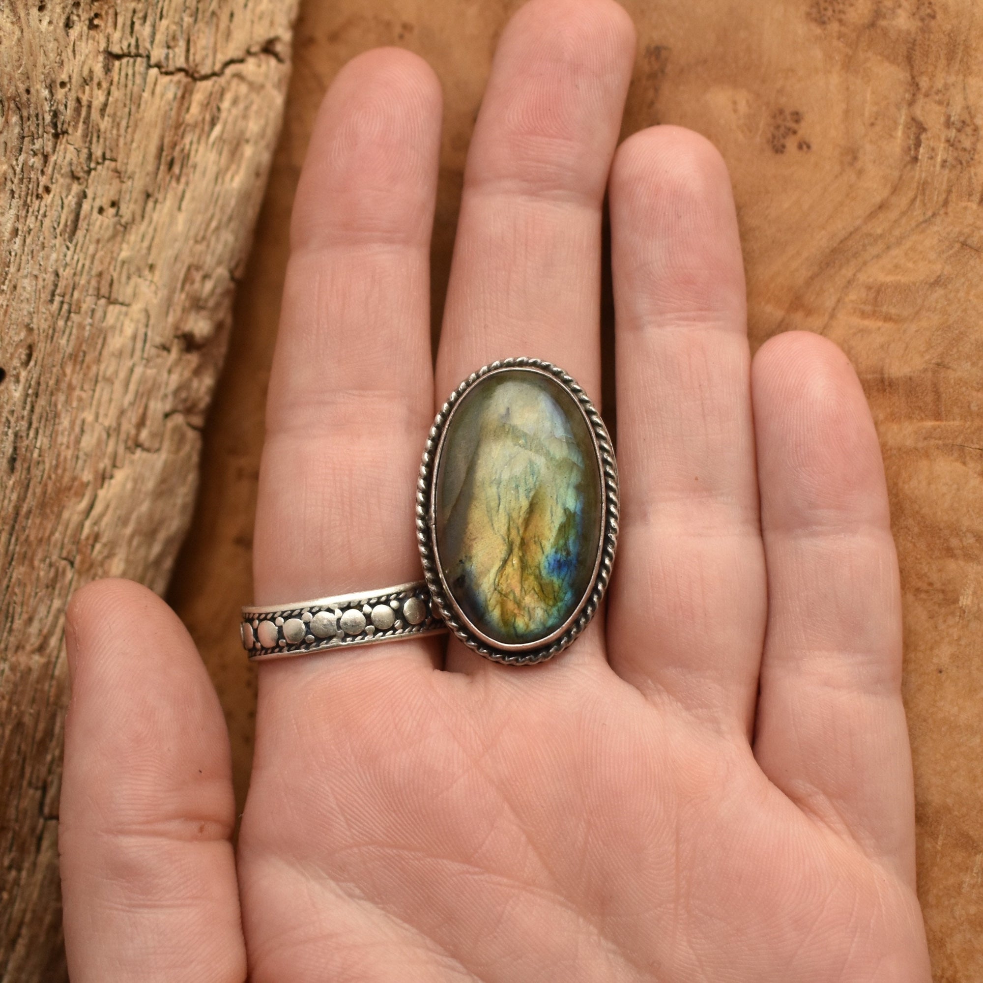 Big Boho Ring in Labradorite - .925 Sterling Silver Ring - Silversmith Ring - Big Labradorite Ring