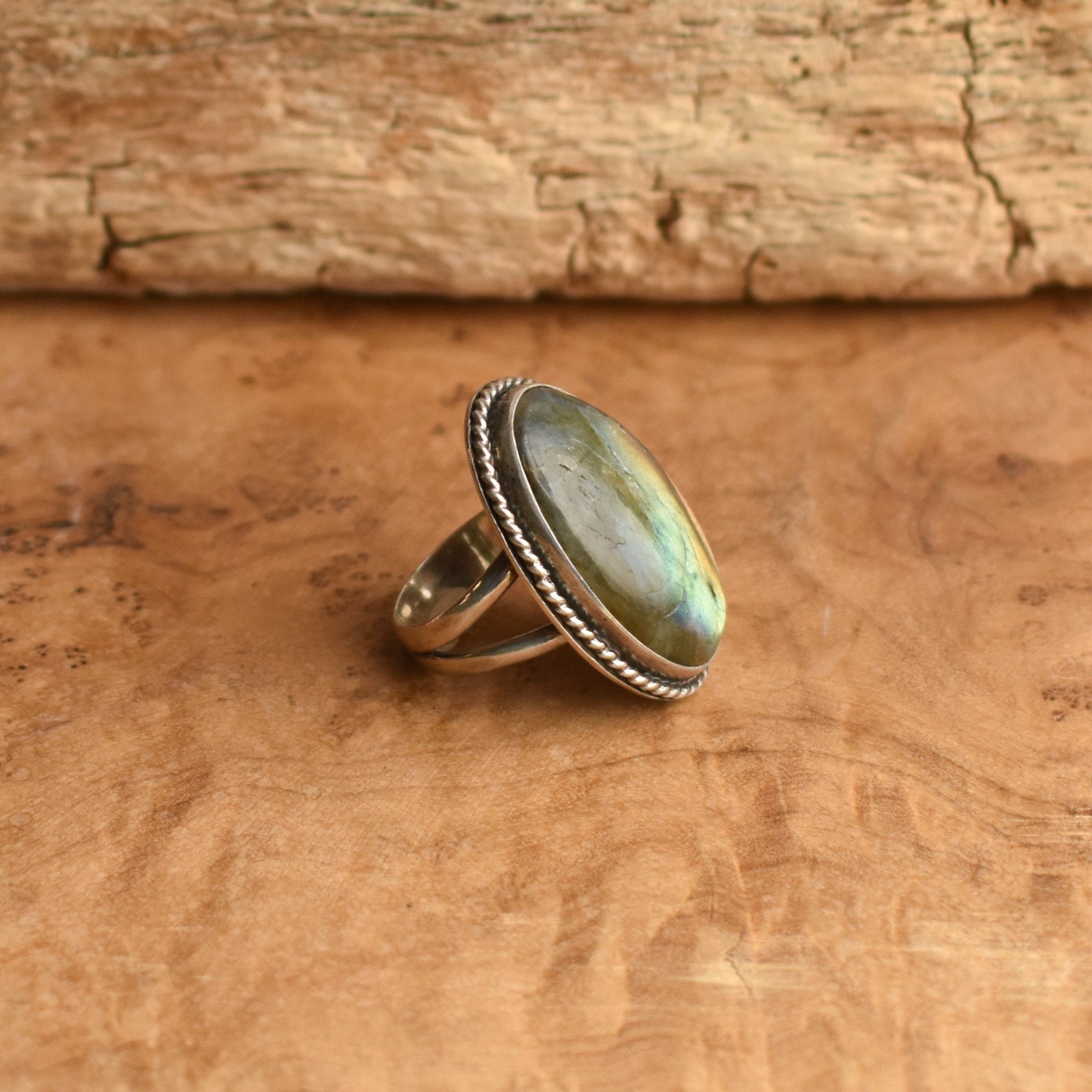 Big Boho Ring in Labradorite - .925 Sterling Silver Ring - Silversmith Ring - Big Labradorite Ring