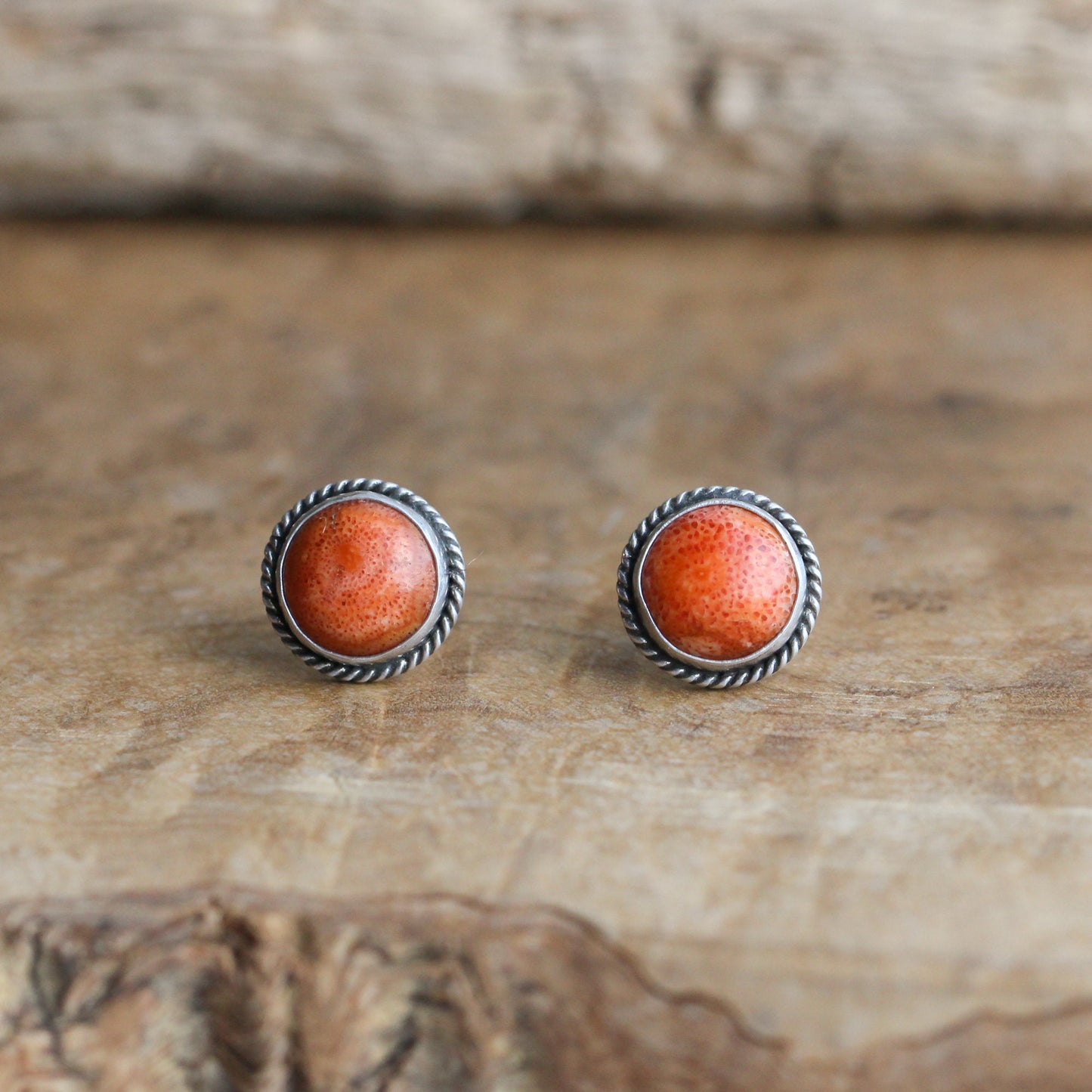 Red Sponge Coral Sterling Silver Earrings – Traditional Posts