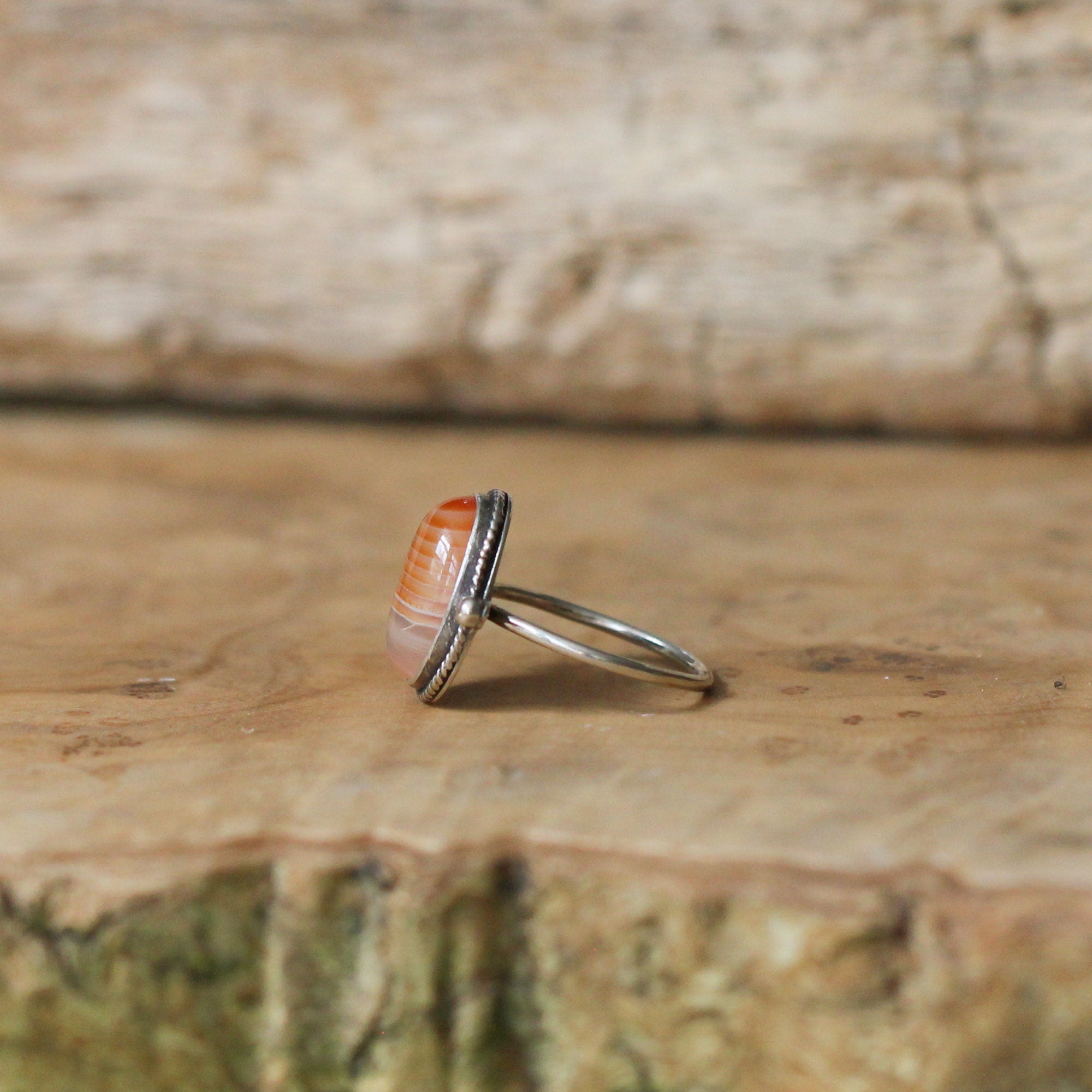 Red Banded Agate Ring - Agate Delica Ring - Silversmith Ring - Feminine Jewelry