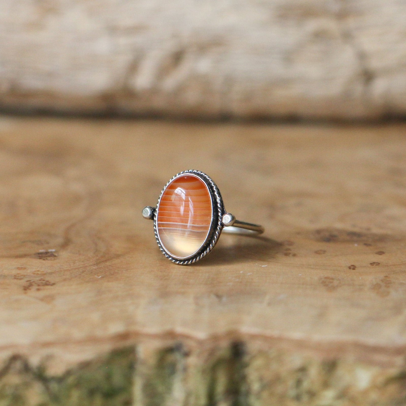 Red Banded Agate Ring - Agate Delica Ring - Silversmith Ring - Feminine Jewelry