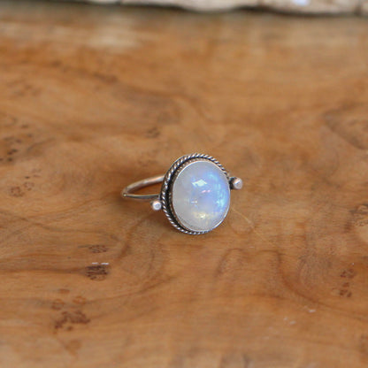 Dainty Rainbow Moonstone Ring – Sterling Silver Delica Design