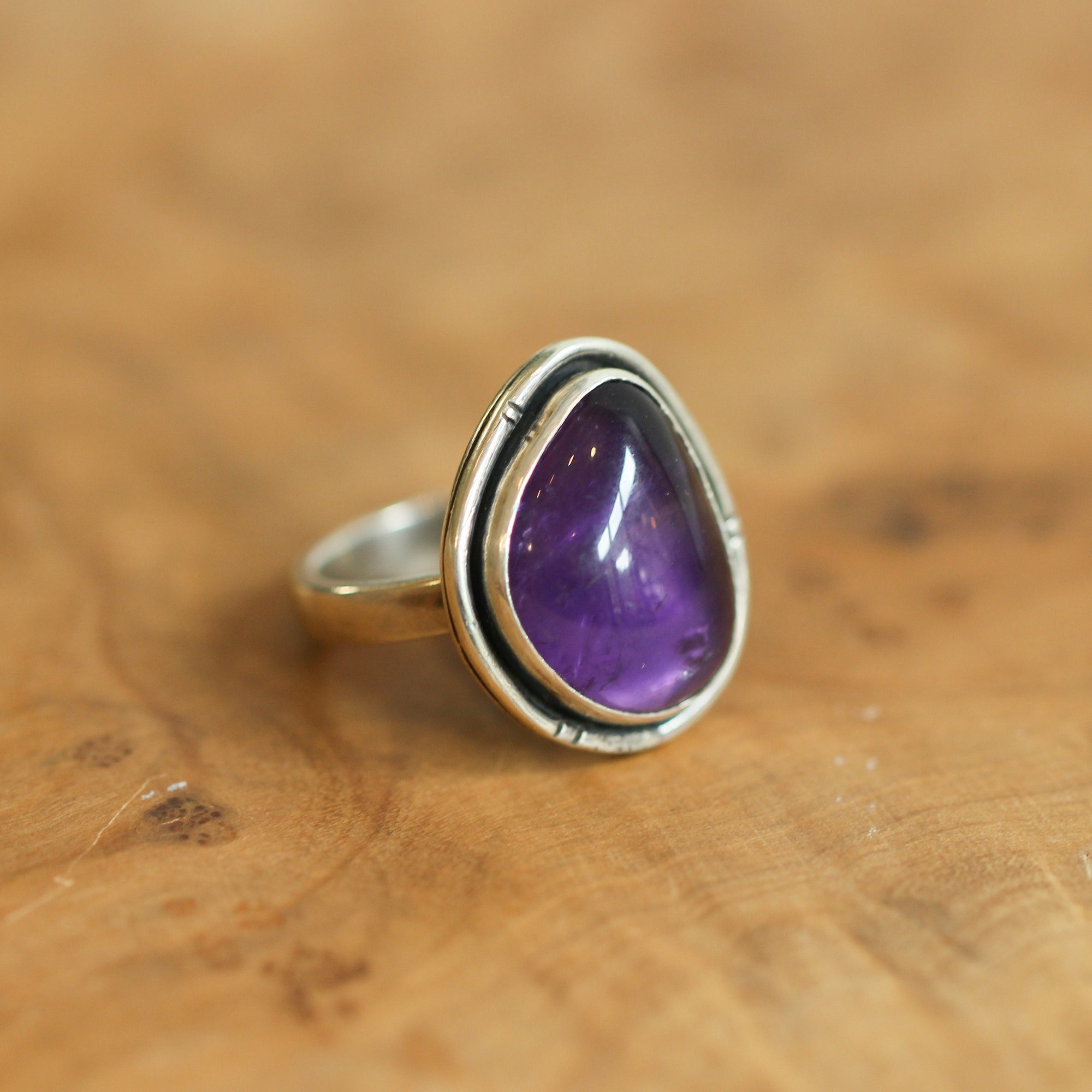 Amethyst Notched Boho Ring - Purple Amethyst Ring - Silversmith - Sterling Silver