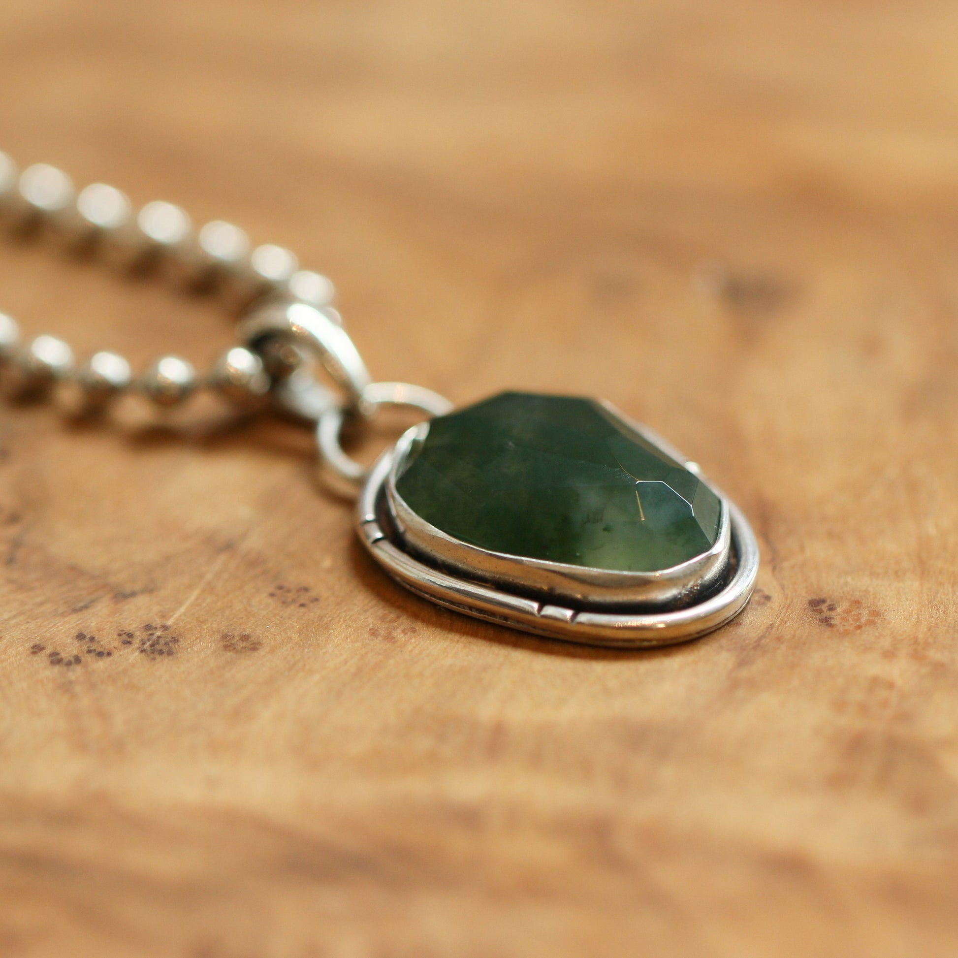 Rustic Sterling Silver Moss Agate Pendant – Rose Cut Stone