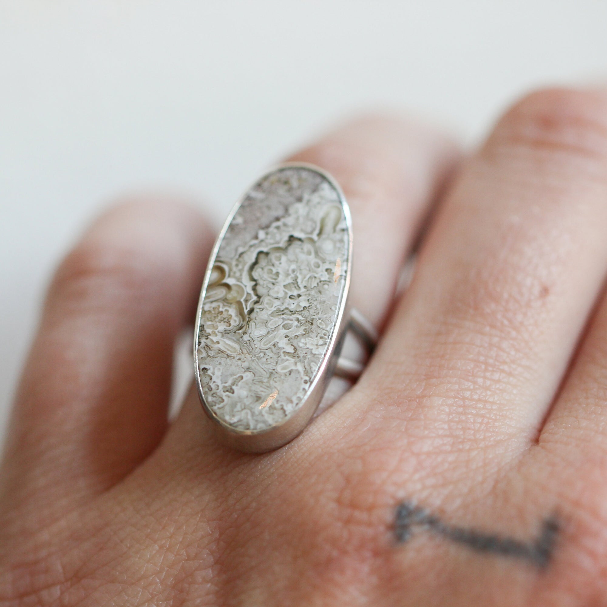 Crazy Lace Agate Ring - .925 Sterling Silver - Silversmith Ring - Minimal Agate Ring