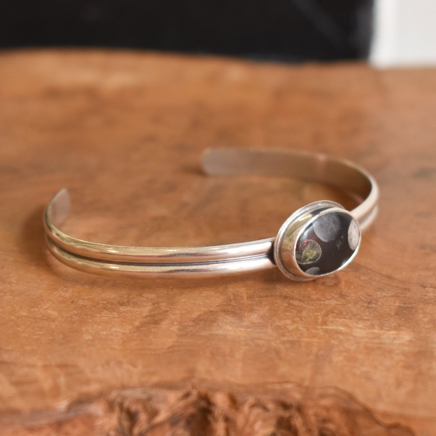 Silversmith Fossil Jasper Cuff Bracelet – Sterling Silver Bangle