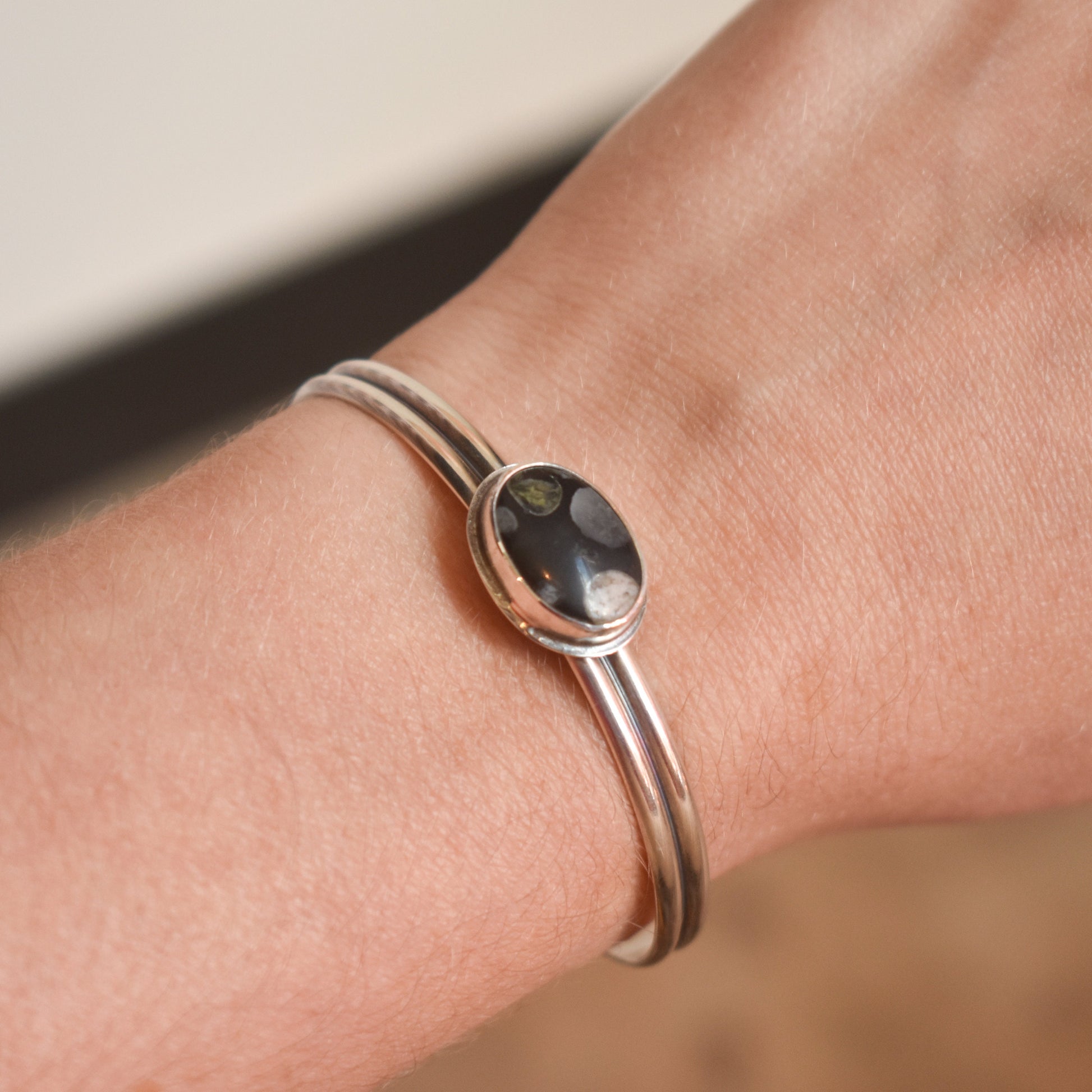 Silversmith Fossil Jasper Cuff Bracelet – Sterling Silver Bangle