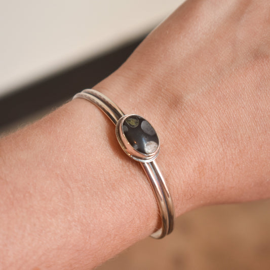 Silversmith Fossil Jasper Cuff Bracelet – Sterling Silver Bangle