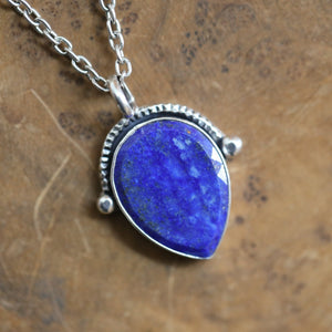 Teardrop Lapis Lazuli Pendant – Textured Sterling Silver Necklace