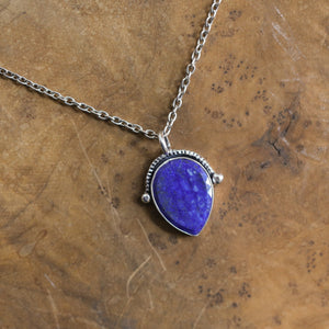 Teardrop Lapis Lazuli Pendant – Textured Sterling Silver Necklace