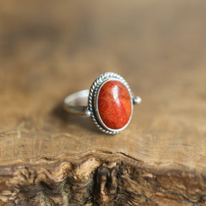 Red Sponge Coral Lasso Ring - Silversmith Ring - Western Red Coral Ring - Sterling Silver