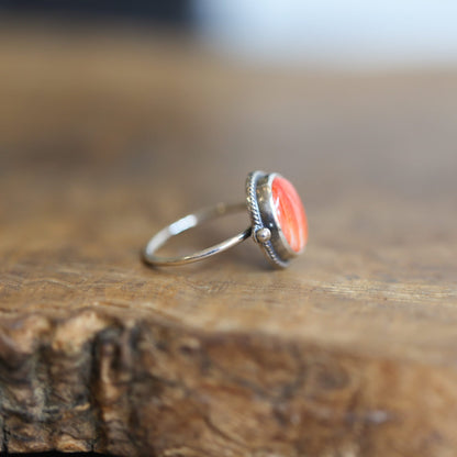 Dainty Spiny Oyster Ring – Oxidized Sterling Silver, Handmade