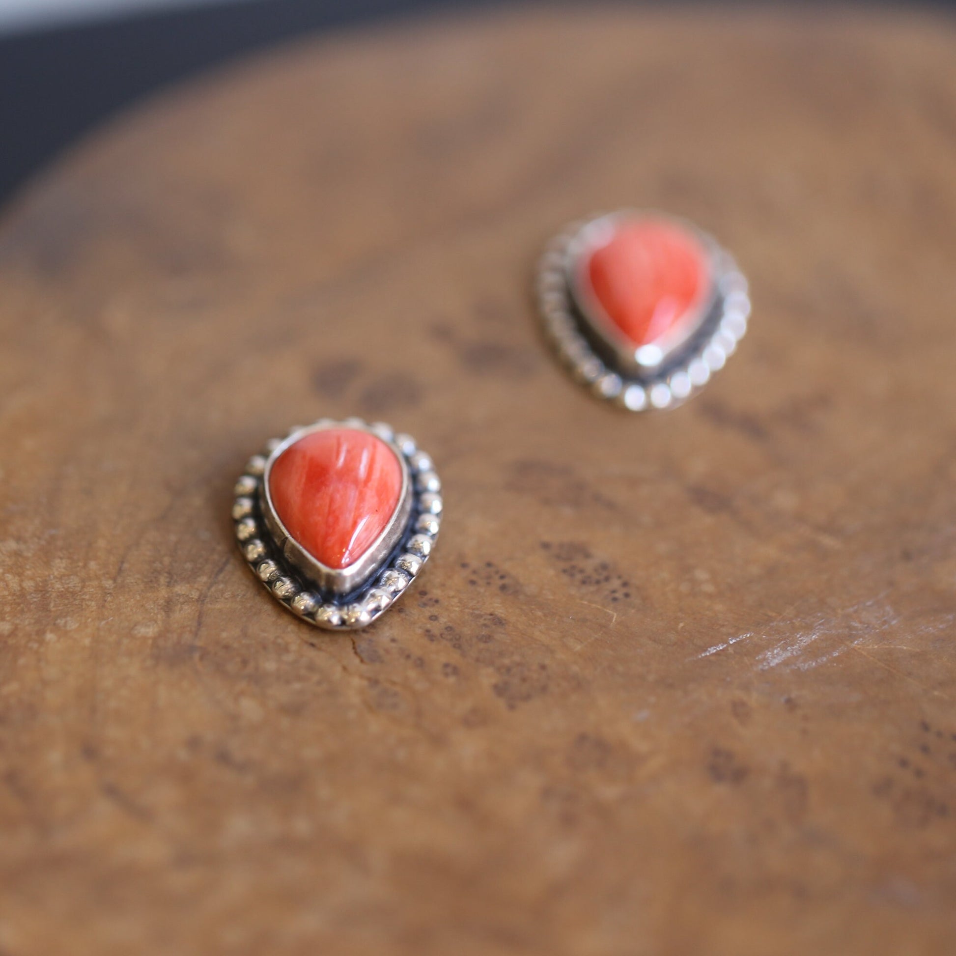 Spiny Oyster Shell Pear Posts | Sterling Silver