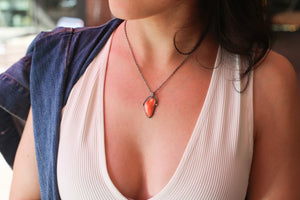 Ready to Ship - Spiny Oyster Pendant - Spiny Oyster Necklace - Chili Red Pendant