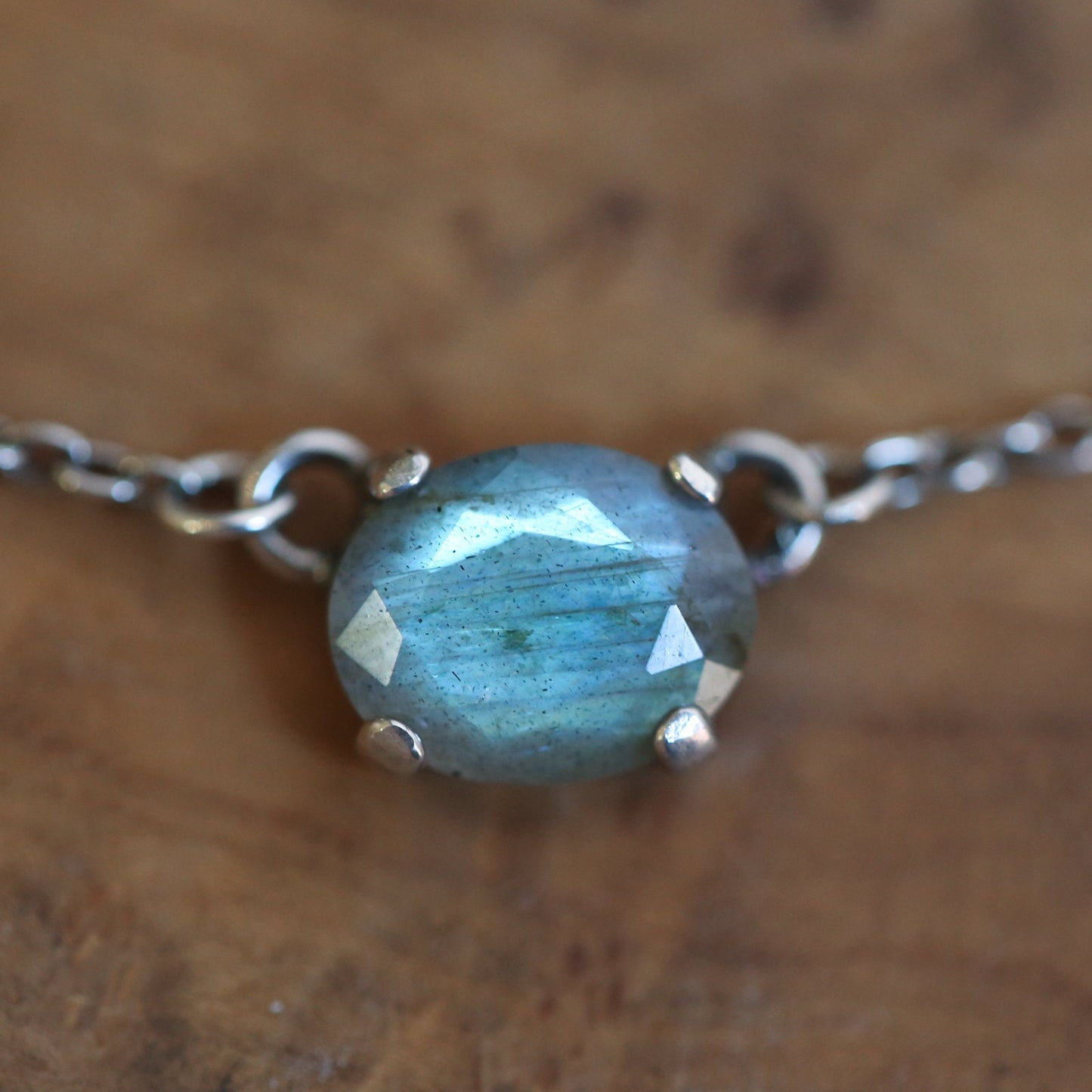 Dainty Labradorite Pendant - .925 Sterling Silver - Labradorite Preppy Prong Necklace