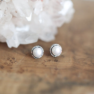 Freshwater Pearl Posts - Hammered Posts - .925 Sterling Silver - Mabe Pearl Earrings