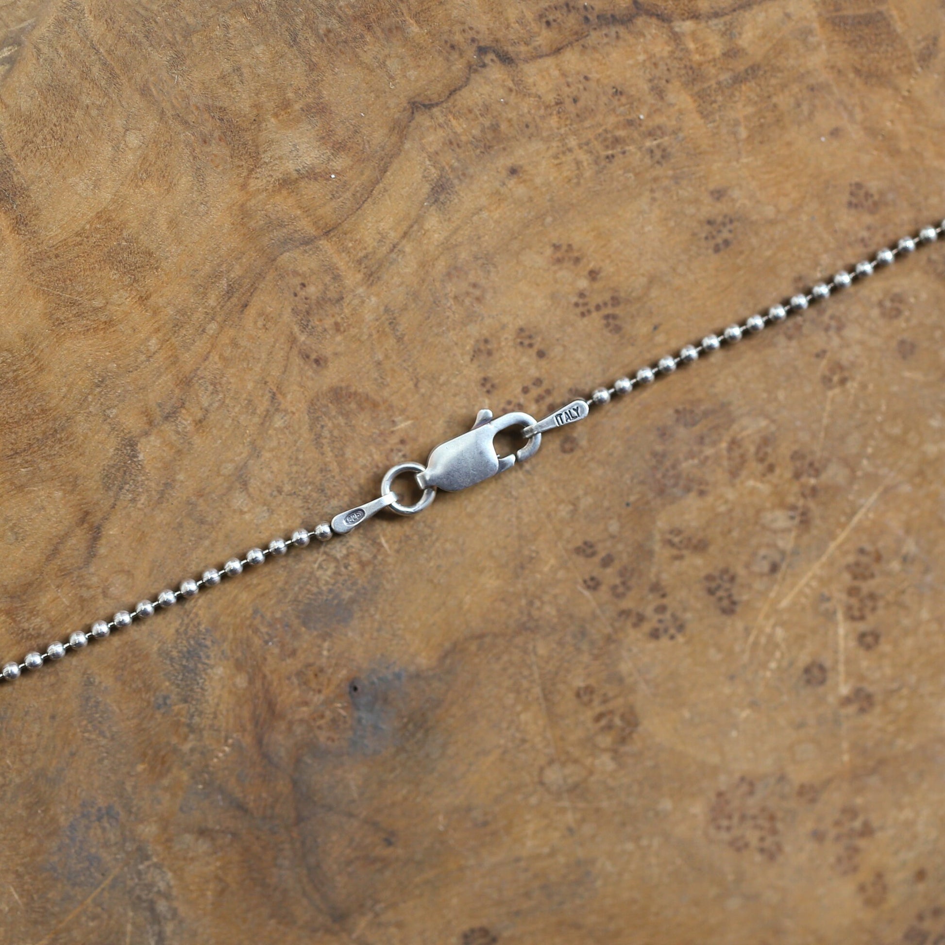 Sterling Silver Spiny Oyster Pendant – Chili Red Sun Drop Necklace