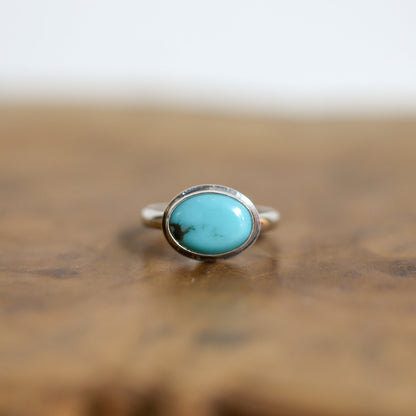 Kingman Turquoise Sterling Silver Ring – East West Oval Design