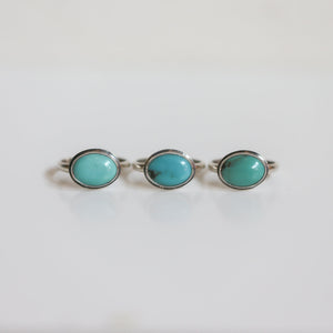 Kingman Turquoise Sterling Silver Ring – East West Oval Design
