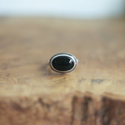 East West Oval Black Onyx Ring – Silversmith .925 Sterling Silver