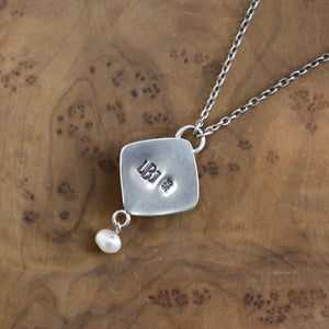 Labradorite Necklace - Sterling Silver - Freshwater Pearl Necklace - Chain Included