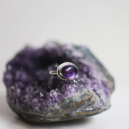 AAA Amethyst Sterling Silver Ring - East West Oval Design