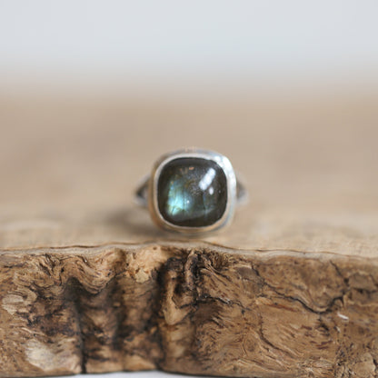 Labradorite Square Ring | Sterling Silver