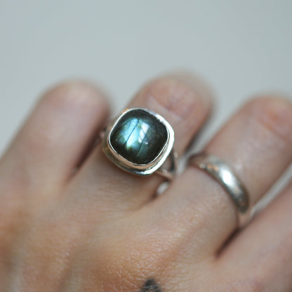 Labradorite Square Ring | Sterling Silver