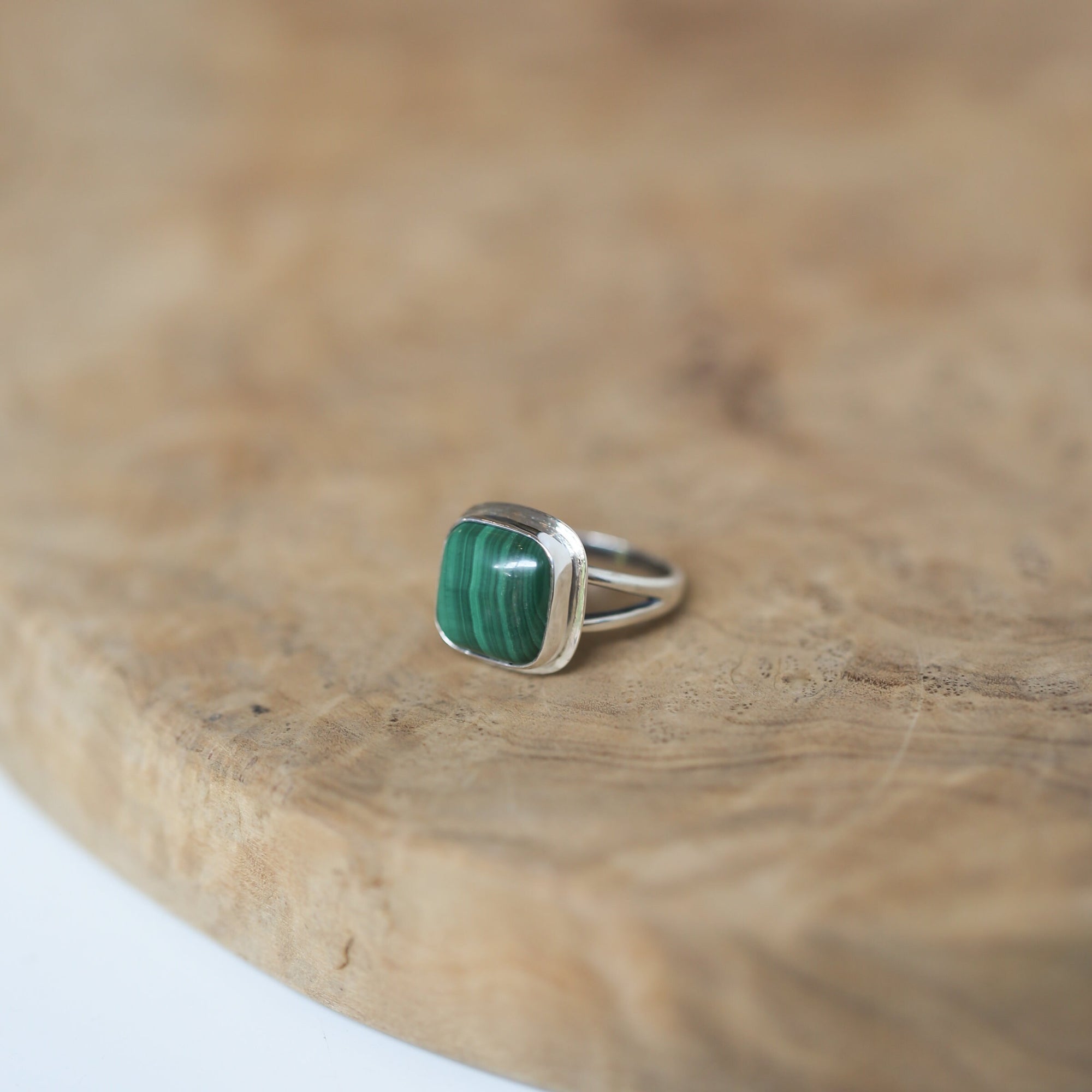 Malachite Ring - .925 Sterling Silver Ring - Silversmith Ring
