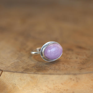 Phosphosiderite East West Ring - Purple Phosphosiderite Ring - Violet Ring - Sterling Silver