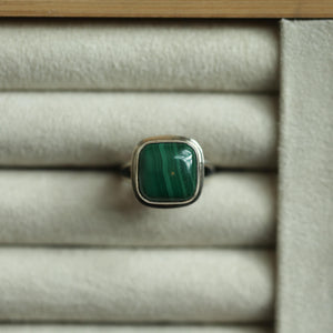 Ready to Ship - Square Stone Ring - Size 5 Size 6 Size 6 1/2 Amethyst Sunstone Variscite Kyanite Laguna Lace Agate