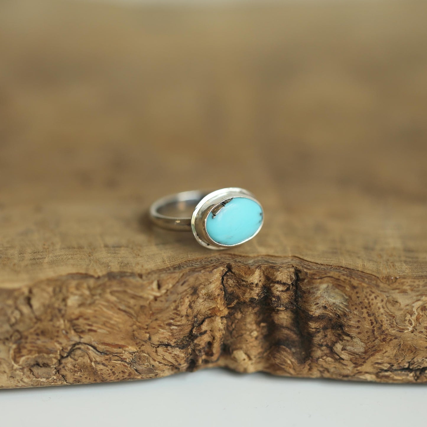 Kingman Turquoise Sterling Silver Ring – East West Oval Design