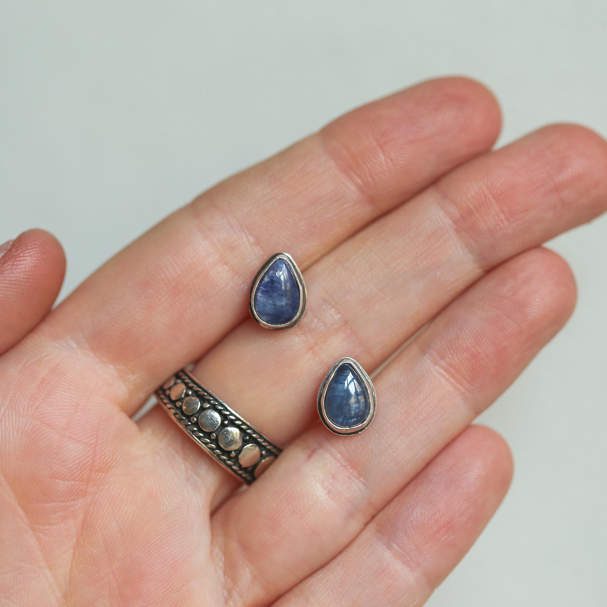 Kyanite Earrings - Boho Blue Kyanite Earrings - Silversmith - Sterling Silver
