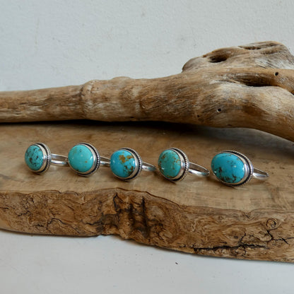 Choose your Piece - Campitos Turquoise East West Ring - American Turquoise