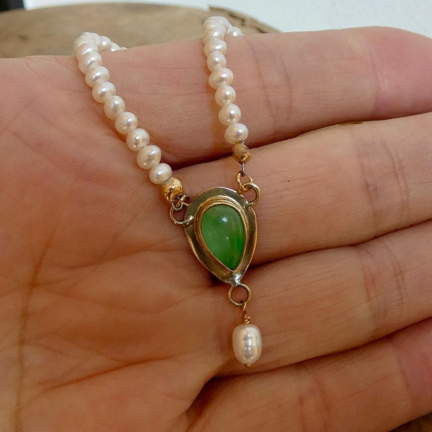 Jade Necklace in 14 KT Gold - Pearl necklace