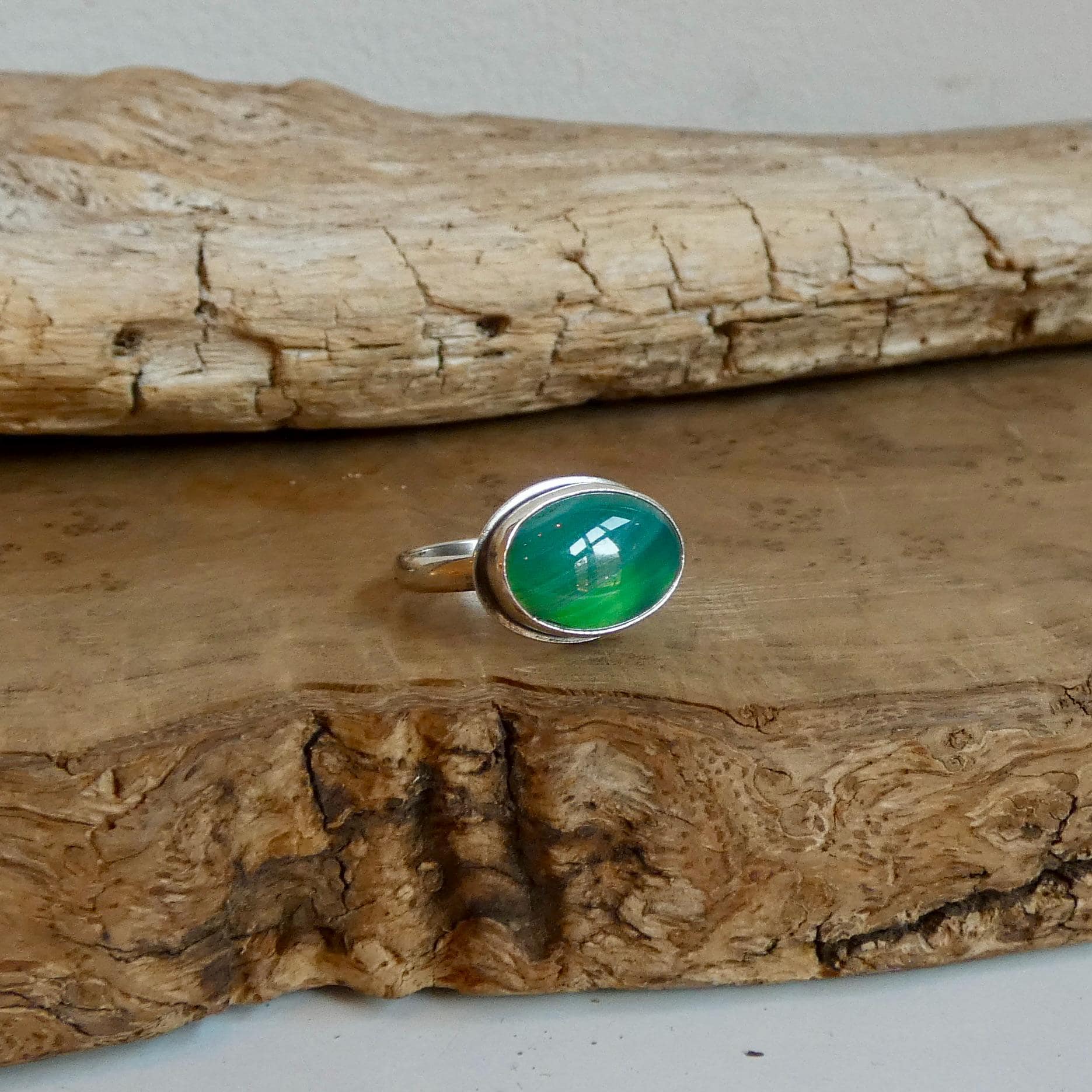 CUSTOM Banded Green Agate East-West oval Ring - Sterling Silver