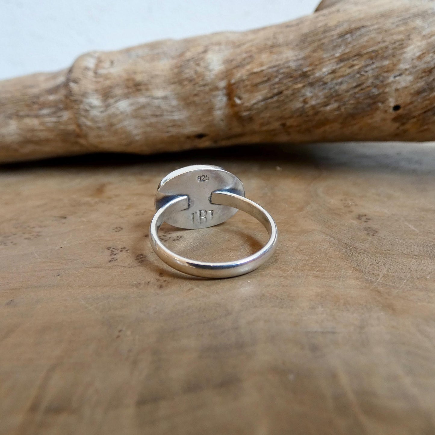 Green Prehnite Quartz East West Oval Ring - Silversmith Ring