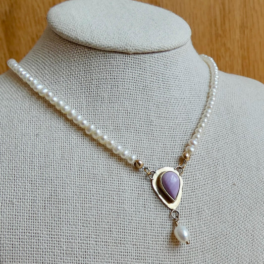 Phosphosiderite Necklace in 14 KT Gold - Pearl necklace
