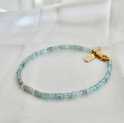 Aquamarine Beaded Bracelet - 14K Gold Filled - Freshwater Pearl Accent
