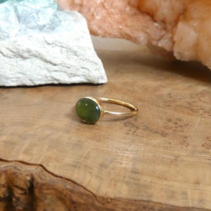 Green Nephrite Jade - Solid 18K Gold Ring - East West Oval