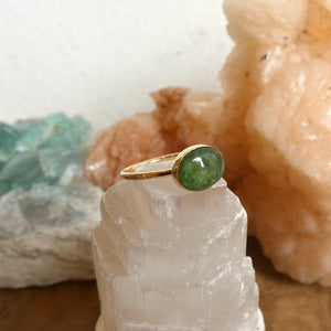 Green Nephrite Jade - Solid 18K Gold Ring - East West Oval
