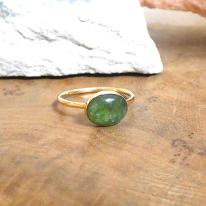 Green Nephrite Jade - Solid 18K Gold Ring - East West Oval