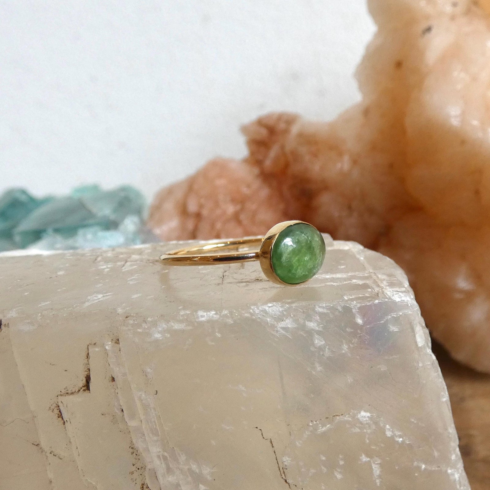 Green Nephrite Jade - Solid 18K Gold Ring - East West Oval