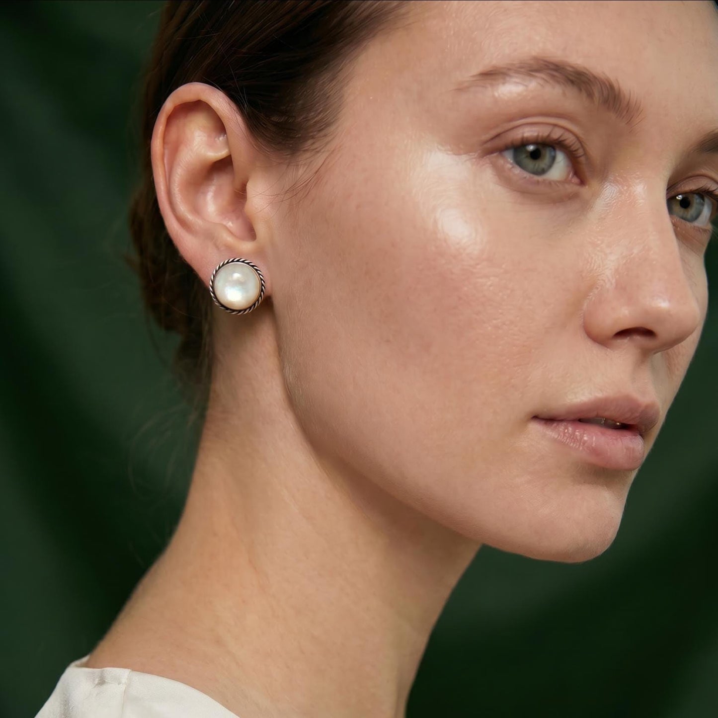Mother Of Pearl Traditional Posts 12mm stone - White Nacre Earrings - Sterling Silver