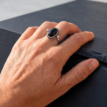 Black Onyx Lasso Ring | Sterling Silver