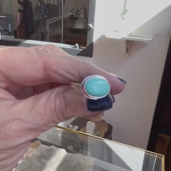 Kingman Turquoise Sterling Silver Ring – East West Oval Design