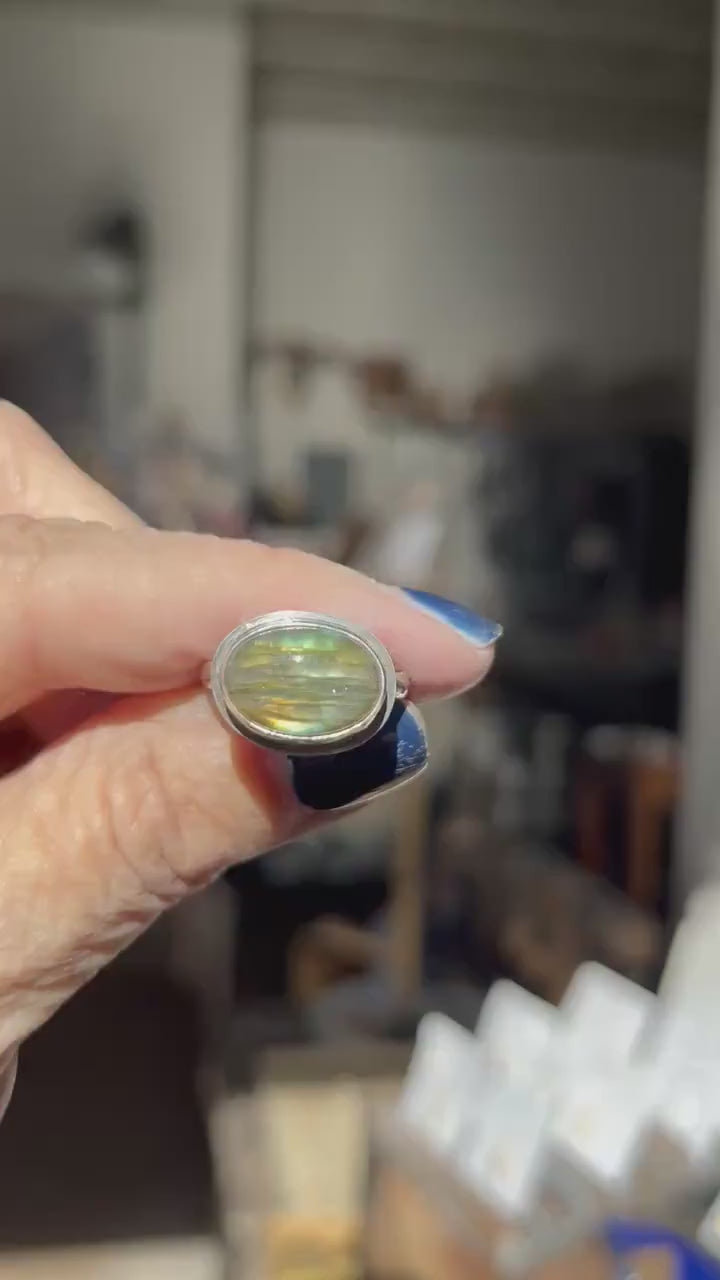 Flashy Labradorite Ring – Sterling Silver Oval, Silversmith Jewelry