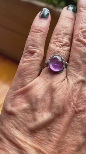 Dainty Amethyst Ring – Sterling Silver, Oval Cabochon